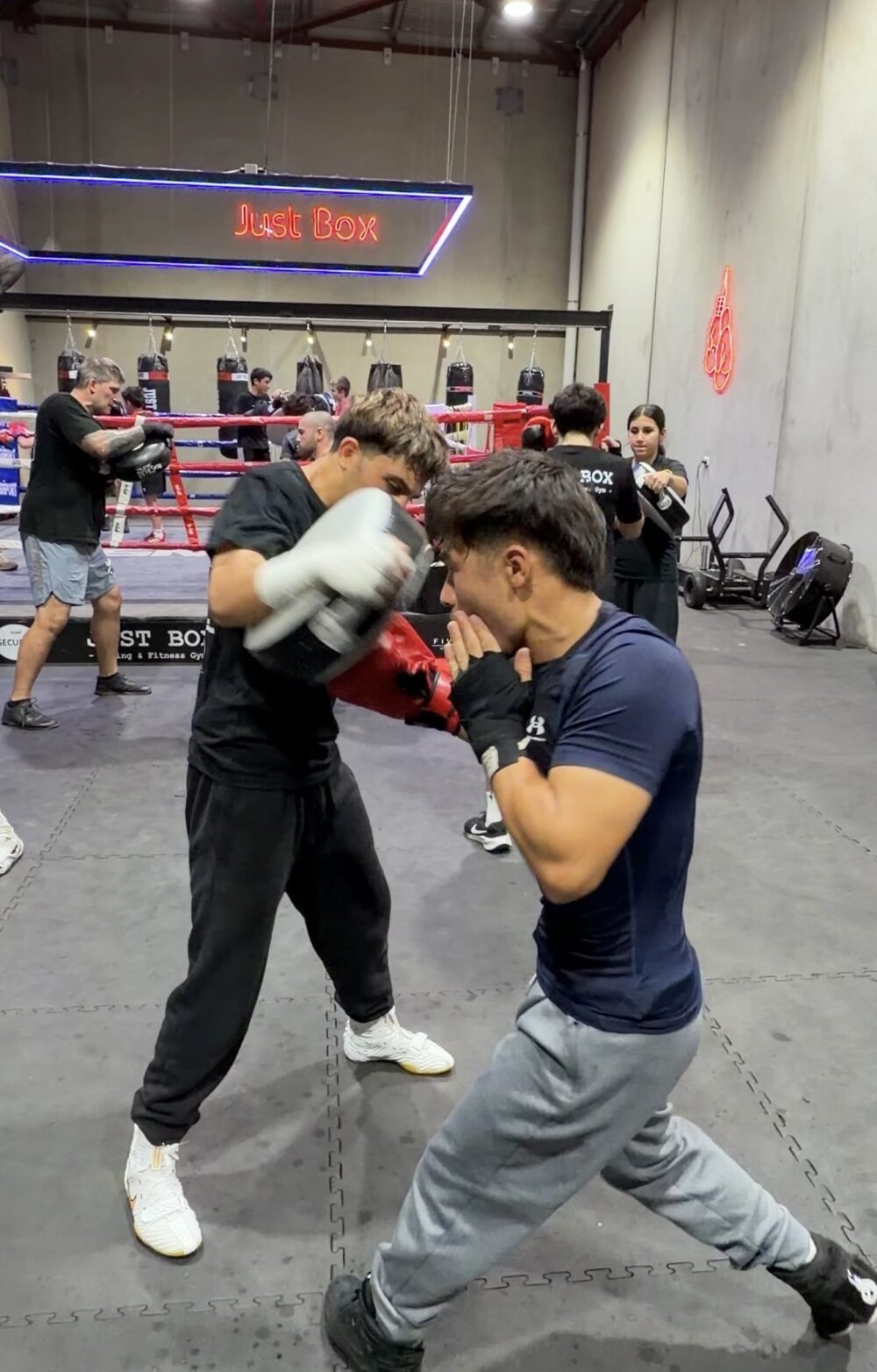 Boxing classes Grange Adelaide at Just Box boxing gym with group training and pad work
